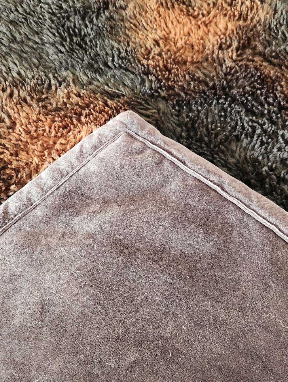 POTTERY BARN Fleece Blanket Throw Black Reversible Ombre Faux Fur Cozy 50 x 60 - Picture 10 of 11